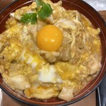 鶏三和 - 卵に玉子！ほぐして　絶品！いやー美味かった！ご馳走様でした♪じゃぁ　雨の中帰るか。。運転手は俺等や。。。！