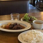 Wakaba Do - ほろほろ牛肉のランチ、お肉がほろほろすぎてスプーンで切れる