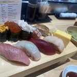 Tsukiji Kagura Zushi Senkyakumanraiten - 