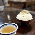 Shinano Ya - おかわり自由ライス・お茶