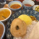 四次元食堂 南インドオステリア - 