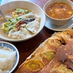 餃子房 ふーが - 料理写真: