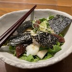 寅福 - マグロの漬けと、長芋とオクラのサラダ