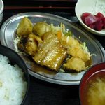 Kisetsu Ryori Totoya - 銀ダラ煮付け定食