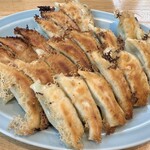 餃子センター - はこねぎょうざ、エビぎょうざ、タコぎょうざ