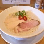 鶏そば うちだ - 料理写真:鶏白湯そば９２０円