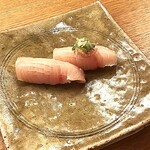 Sushi Koma - 寒鰤の握り