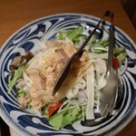 本まぐろと名古屋飯 花かるた - きしめんサラダ