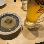 寿司とおでん コエド - 生ビールと突き出しの大根おでん