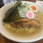 ラーメン 感動の鶏虜 - 