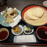 伝承の味処 無限堂 - 料理写真: