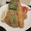 紅ふじ食堂 - 料理写真:盛合せフライ定食（白身の魚、ピーマン、ヒレカツ、エビフライ）