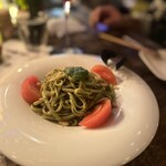 BLUE BAR & RESTAURANT - 料理写真:Genovese spagetti 