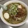 ラーメン まさご - 料理写真:塩カレーラーメン(モヤシ大盛・ゆでたまご)