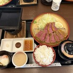 福島信夫山迎賓館 和食くろ沢 - プレミアム牛かつ膳 3780円