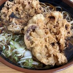 Soba Tani - ゲソもダブルのそば800円
                        