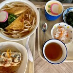 Koen Shokudo Osaka - きつねうどん、サバの南蛮漬け、茶碗蒸し、ほうれん草おひたし、紅白なます、大根おろし