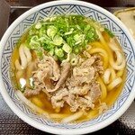 すなだ どんどん - 「肉うどん(中)」(560円)です