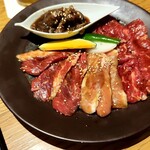 Yakiniku Toraji Chiba Ten - 焼肉御膳のお肉