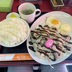 味のももんじ - 料理写真:豚肉黒味噌ソース（ご飯大盛り）800円