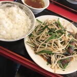 宝家 - 料理写真:レバニラ定食！