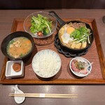 Yoshoku Matsushita - 黒毛和牛のすき焼きランチ(2,200円)