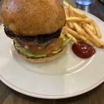 BURGER ELEVEN - バーガーイレブン　1320円 ポテトフライ付き