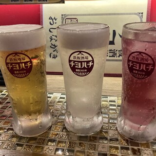 《名物》チューハイにビールの泡を足した新感覚の「ビアチュー」