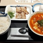 松屋 - 料理写真:鶏豆腐キムチチゲ厚切り豚カルビ焼肉定食