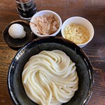 ざいごうどん 本家 わら家 - 生じょうゆ540円　ぶっかけ580円