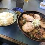 Hachibei no Shokudo - アリランチャーシュー麺＋半ライス！