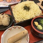 手造りうどん たまき - 文吉うどん
            しょけめしおにぎり