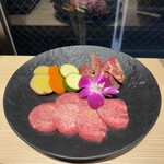 Sumibi Wagyu Yakiniku Moumou Tei Hirokoji Ten - 