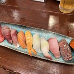 Kaki to Sushi Umi no Okite - おまかせ握り10点　2,080円