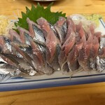 三吉橋フライ屋 - 新鮮さんま刺し