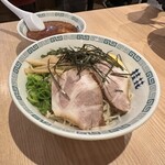 Keika Ramen Shinjuku Suehiro Ten - 