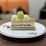 Patisserie TRES CALME - 苺とシャインマスカットのショートケーキ