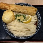 Nanba Sennichimae Kamatake Udon Mino Kyuzumoru Ten - 