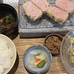 Tonkatsu Hikonoya - 