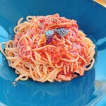 MARINA RESTAURANT TRIM - トマトソースのスパゲティ