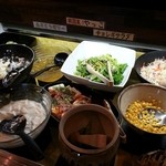 Yakiniku Taro Ichinomiya Ten - サラダとデザート