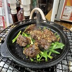 スタミナ料理・もつ焼き いな屋 - 