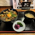 Taishu Izakaya Daikakumei Areya Koreya Nakano Ten - 築地ホルモン 月見丼('24/11/24)