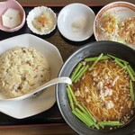 Chahan Jijii - じじいチャーハンとセットの台湾ラーメン