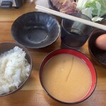 味宝卵食堂 - ご飯とお味噌汁はお代わり自由♫