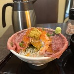 吉祥寺 肉ドレス海鮮丼 - 