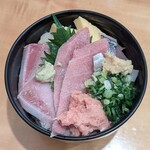 Sushi Tochino Ki - 五色丼