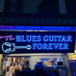 BLUES GUITAR FOREVER - 