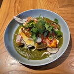 LAS DOS CARAS MODERN MEXICANO Y TACOS - メインのエンチラーダ・トリコロール