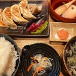 肉汁餃子のダンダダン - 